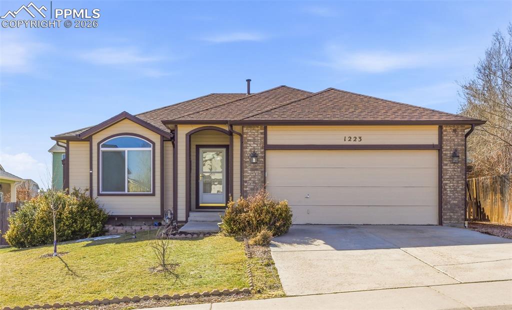 Image 1 of 17: Front of Structure