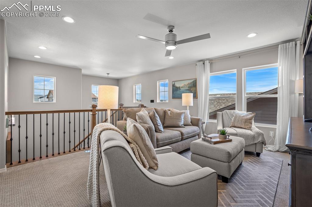 Image 9 of 24: Living Room