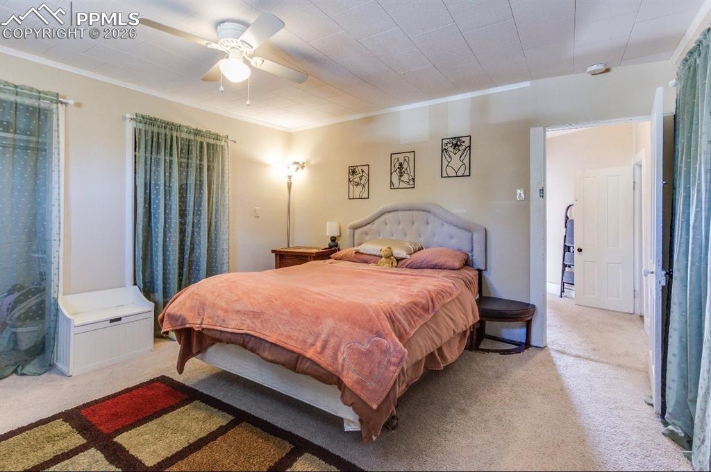 Image 11 of 23: Bedroom