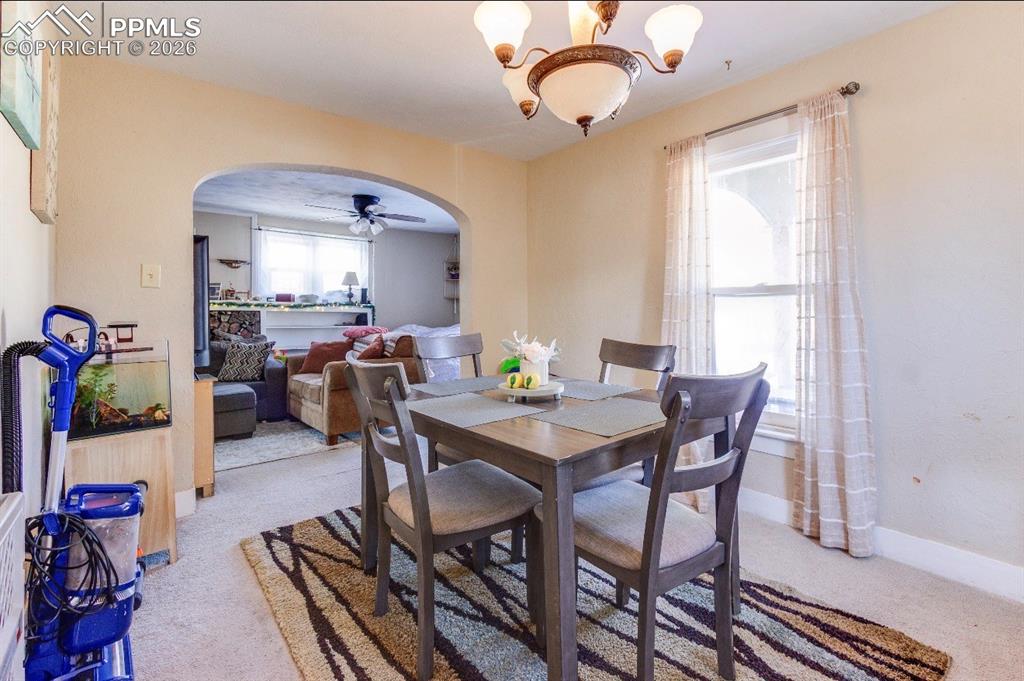 Image 7 of 23: Dining Area