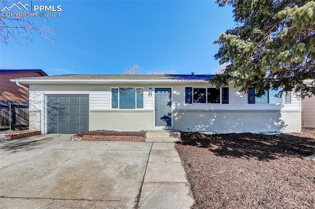 Listing 8898907, Image 1 of 38