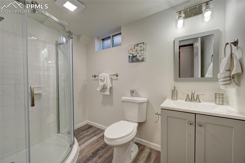 Listing 8898907, Image 25 of 38