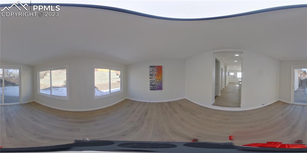 Listing 8898907, Image 34 of 38