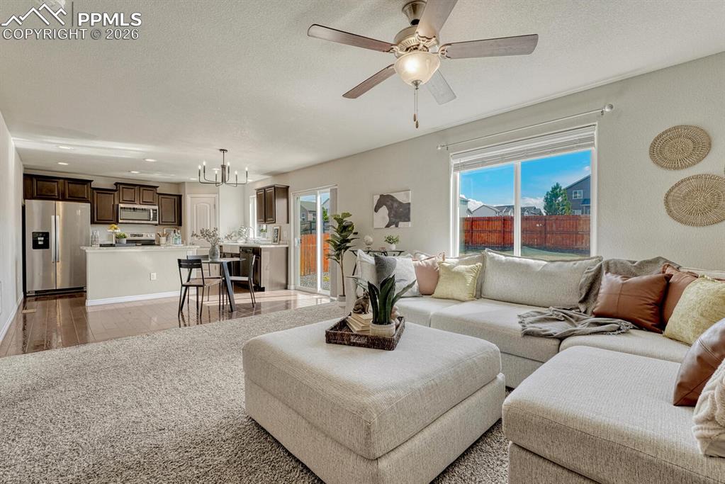 Image 2 of 31: Living Room