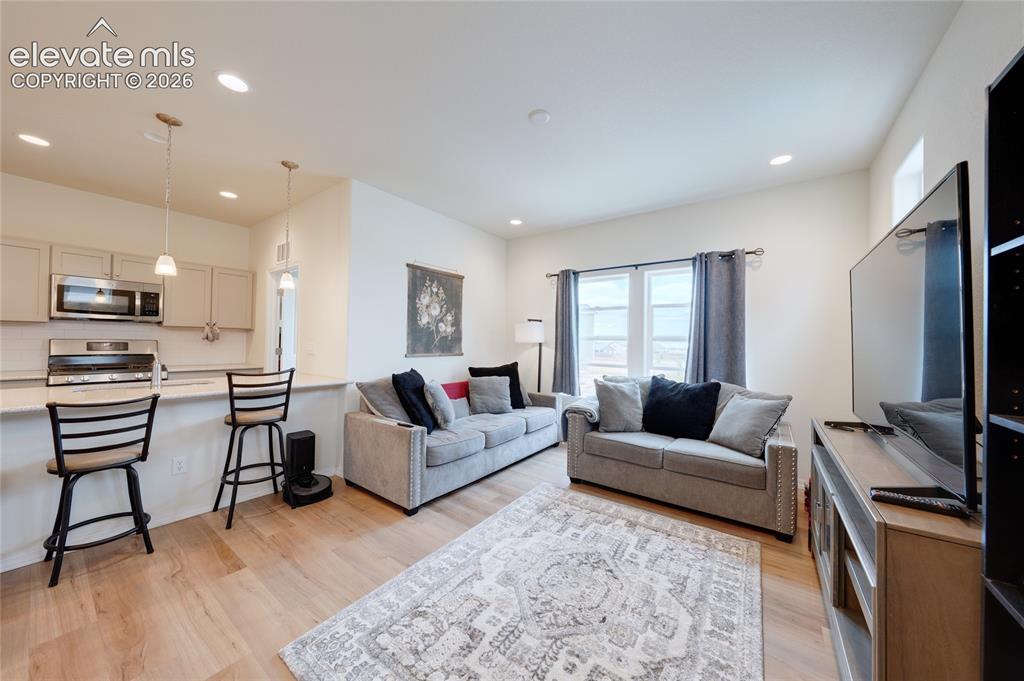Image 9 of 21: Living room