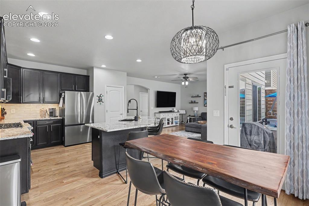 Image 13 of 42: Dining Room