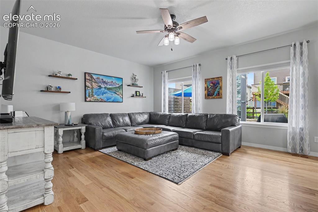 Image 6 of 42: Living Room