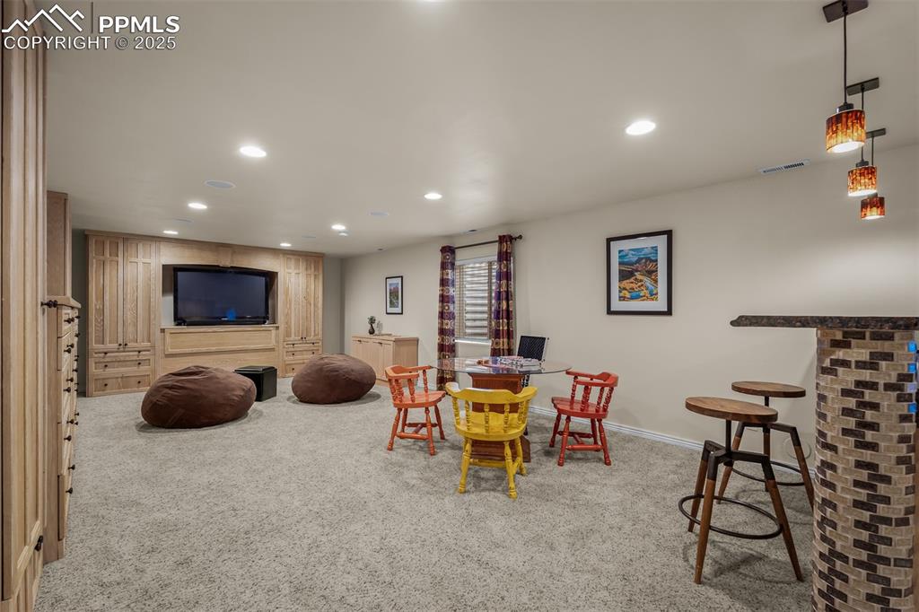 Image 31 of 50: Game Room