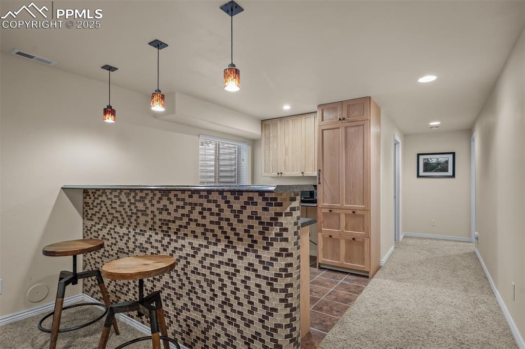 Image 34 of 50: Kitchen