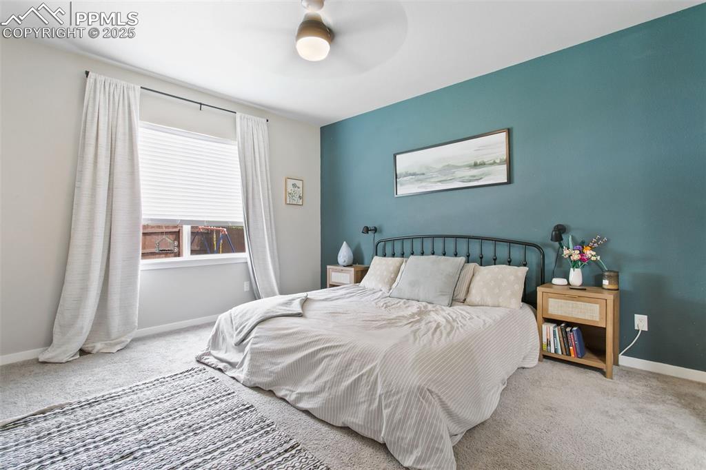 Image 13 of 30: Bedroom