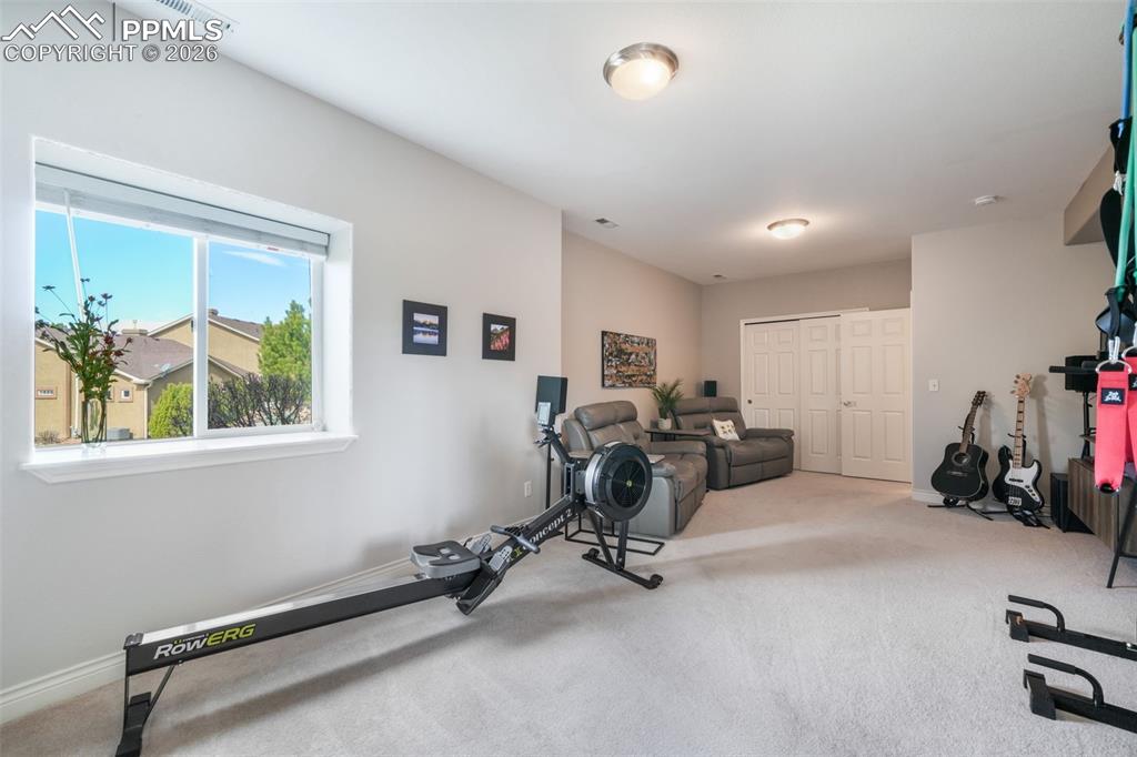 Image 43 of 50: Bedroom