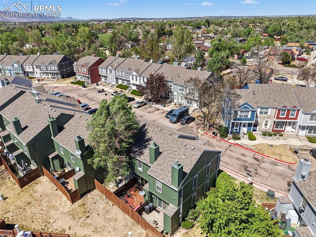 Image 21 of 25: Located near the entrance to the community and near tons of amenities!