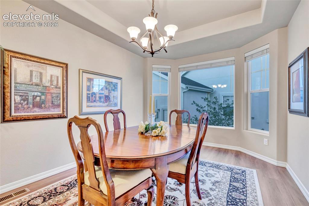 Image 9 of 49: Dining Area