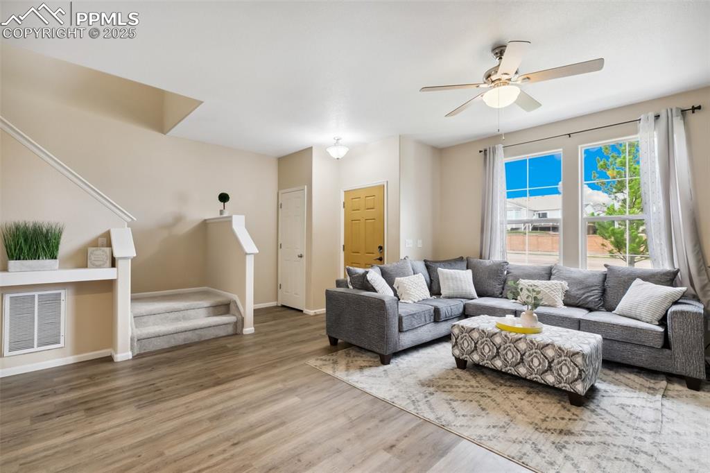 Image 6 of 29: Living Room