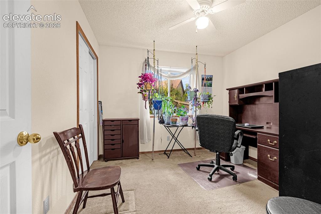 Image 11 of 26: Office