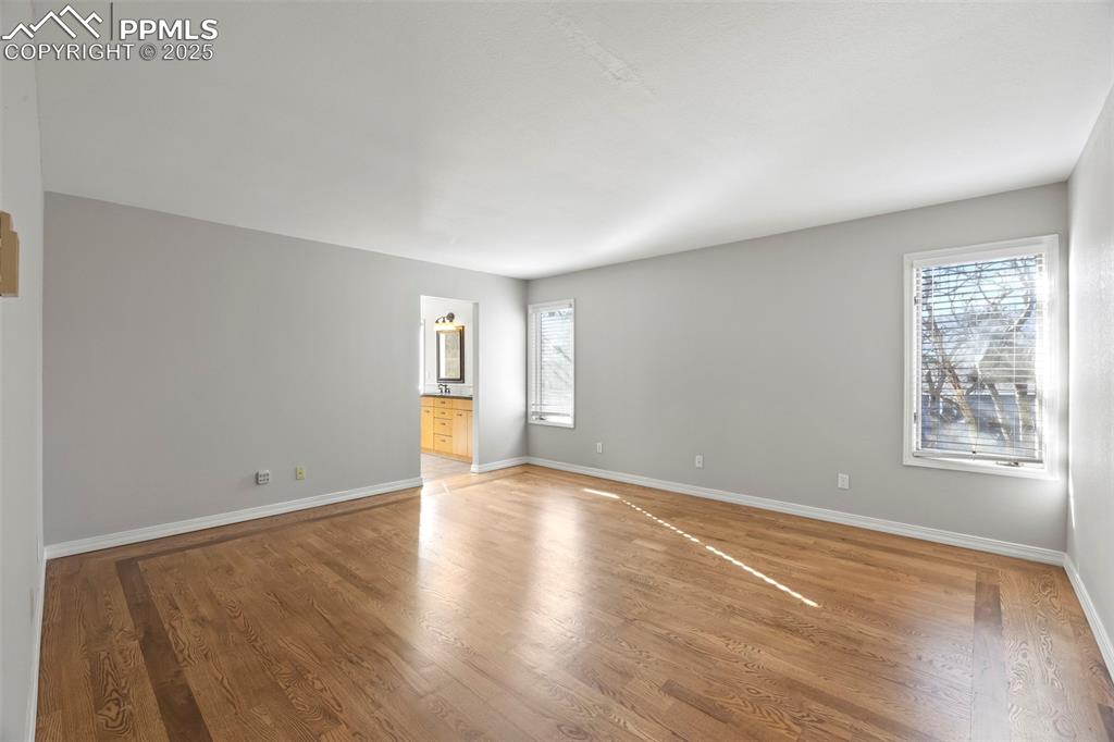 Image 13 of 35: Primary