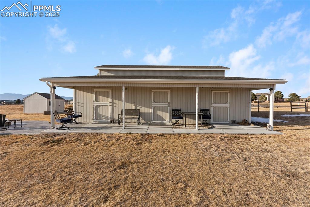 Image 41 of 50: Back of Structure