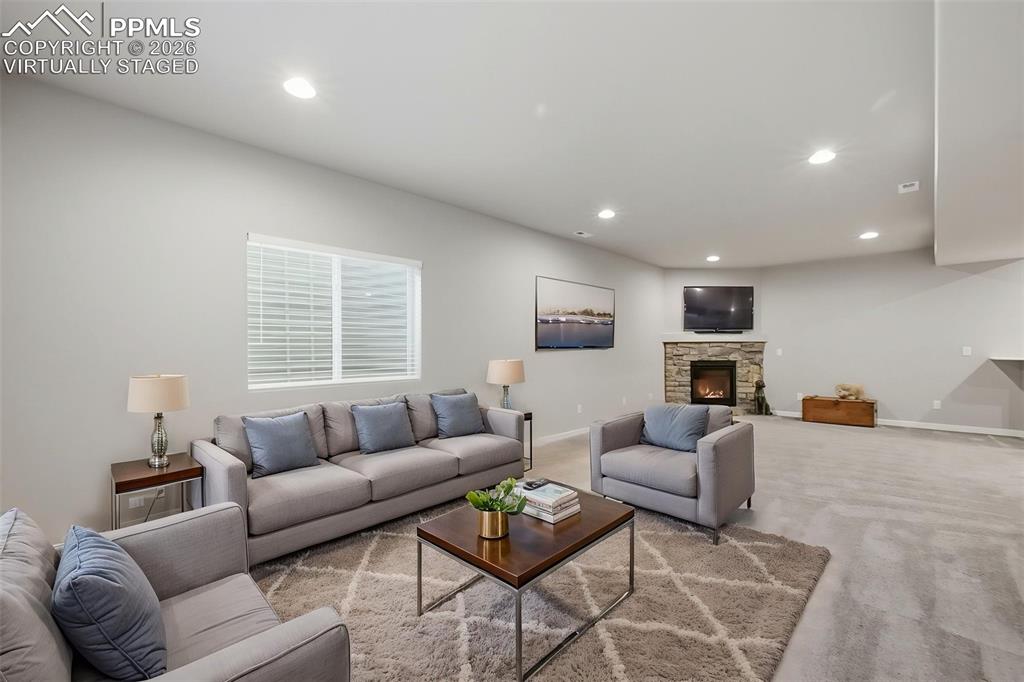 Image 35 of 48: Virtually Staged