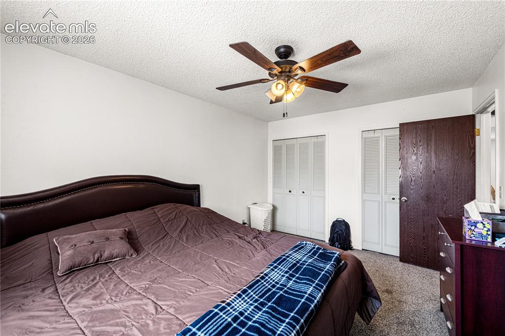 Image 12 of 28: Bedroom