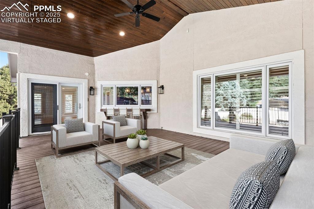 Image 16 of 49: Virtually Staged