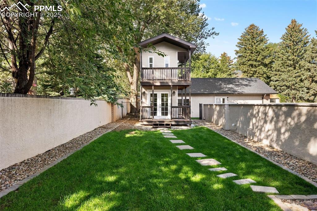 Image 44 of 49: Back of Structure