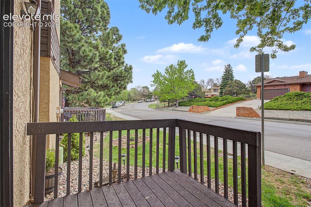 Image 15 of 29: Deck
