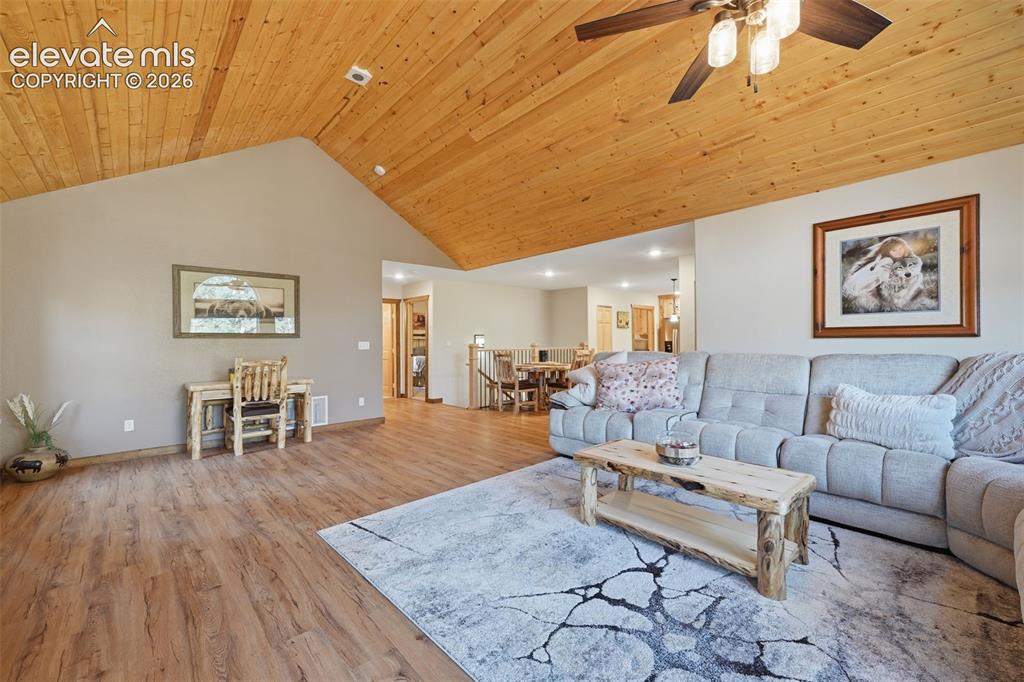 Image 13 of 40: Living Room