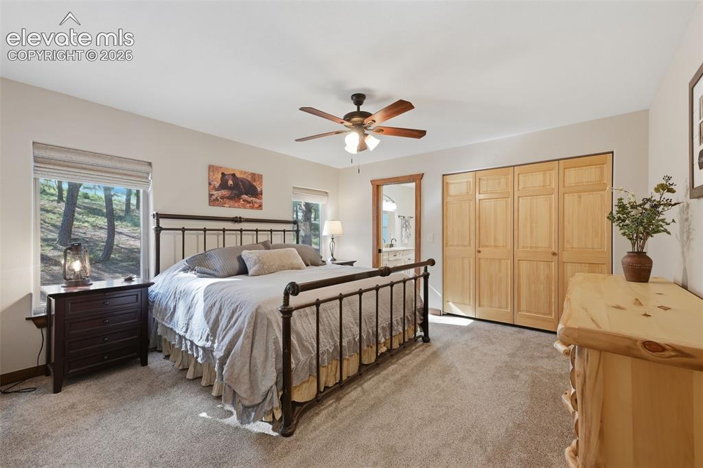 Image 16 of 40: Bedroom