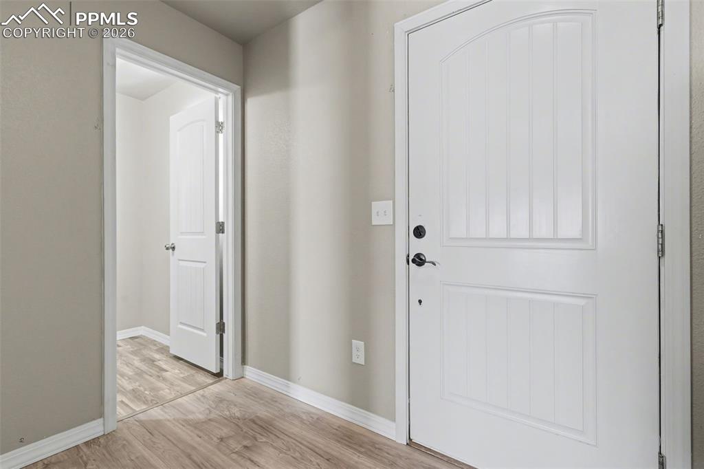 Image 11 of 43: Entry