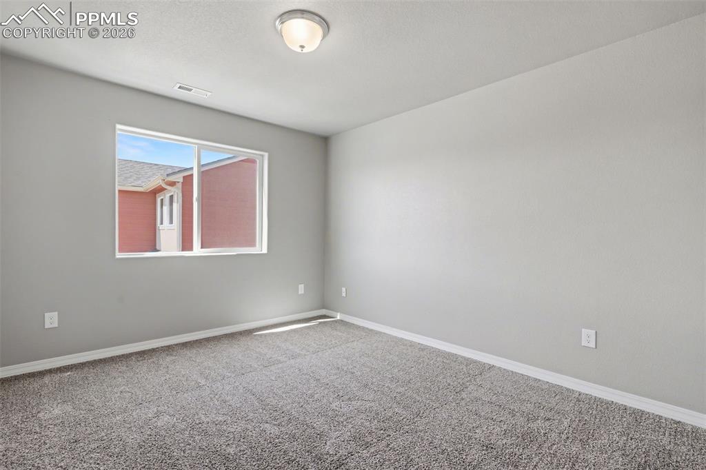 Image 25 of 43: Bedroom