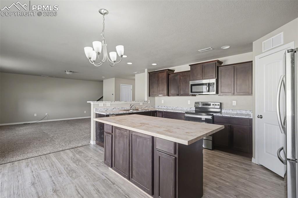 Image 7 of 43: Kitchen