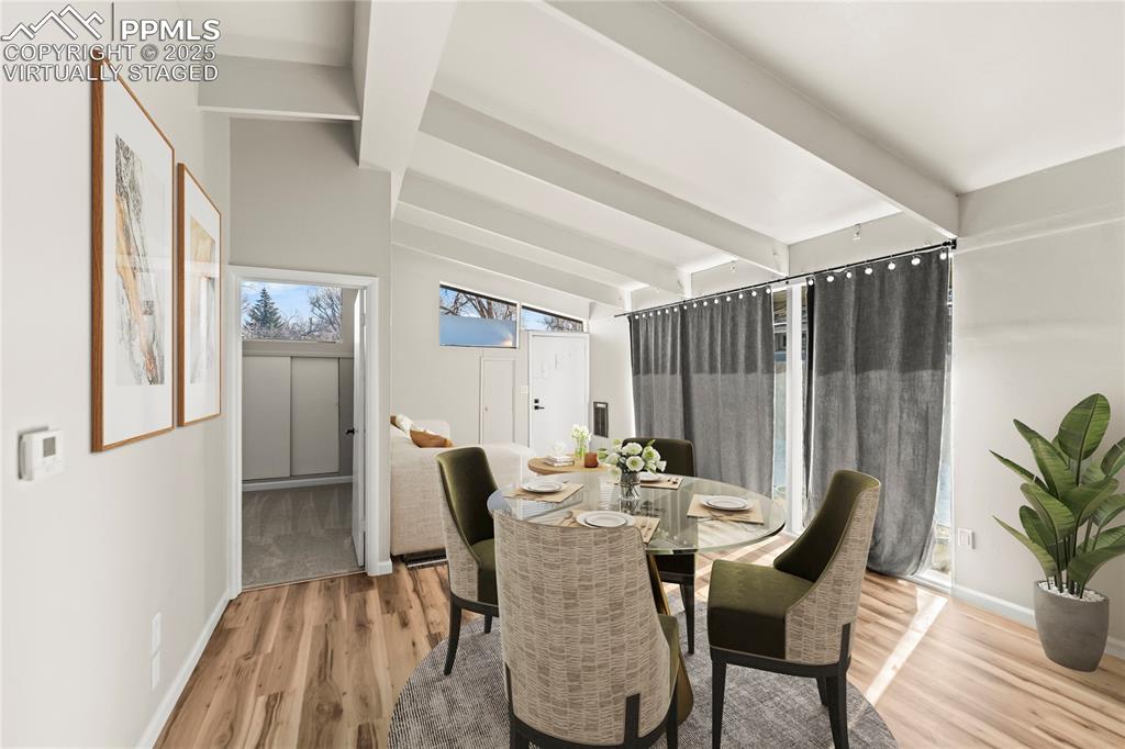 Image 8 of 23: Virtually Staged