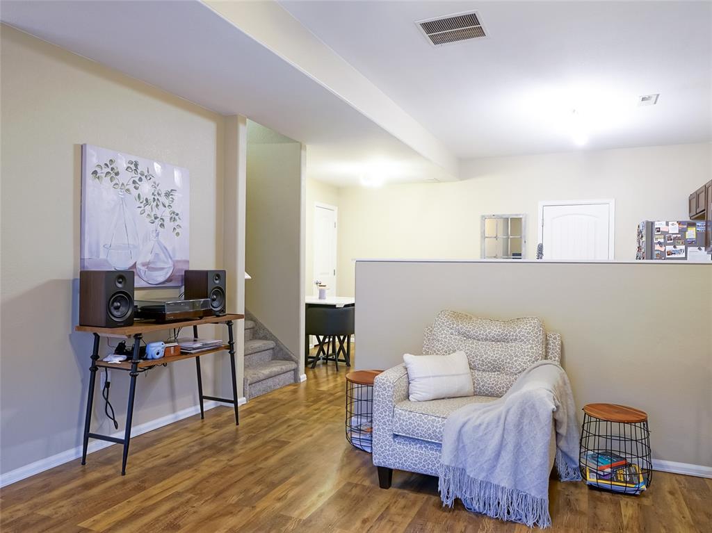 Image 6 of 31: Living Room View 2