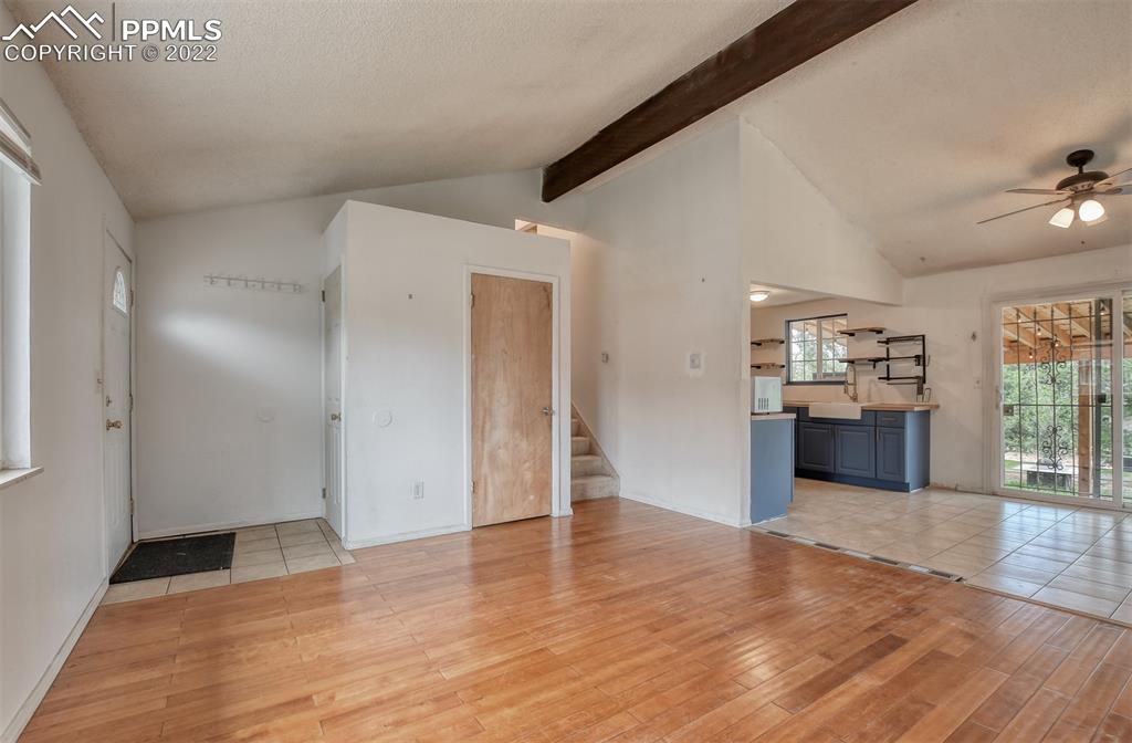 Listing 8918528, Image 6 of 27