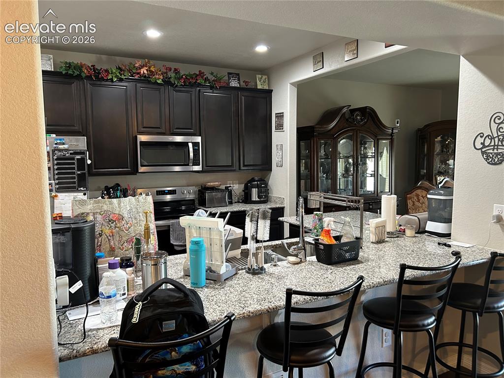 Image 3 of 14: Kitchen