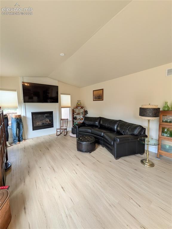 Image 8 of 20: Living Room