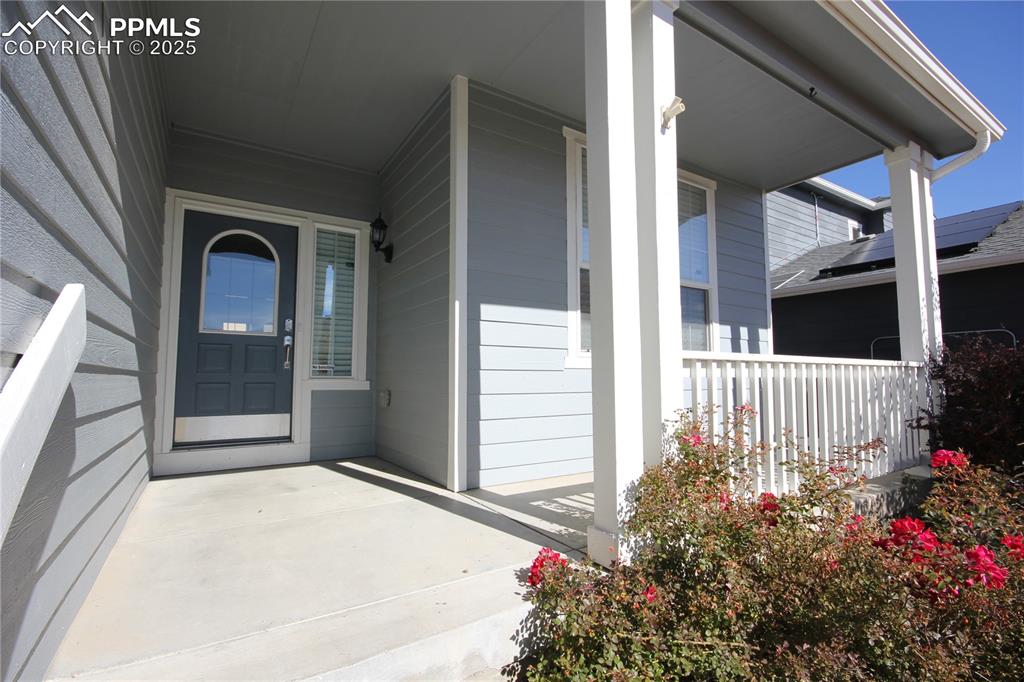 Image 3 of 48: Entry