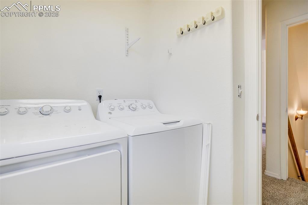 Image 38 of 48: Laundry