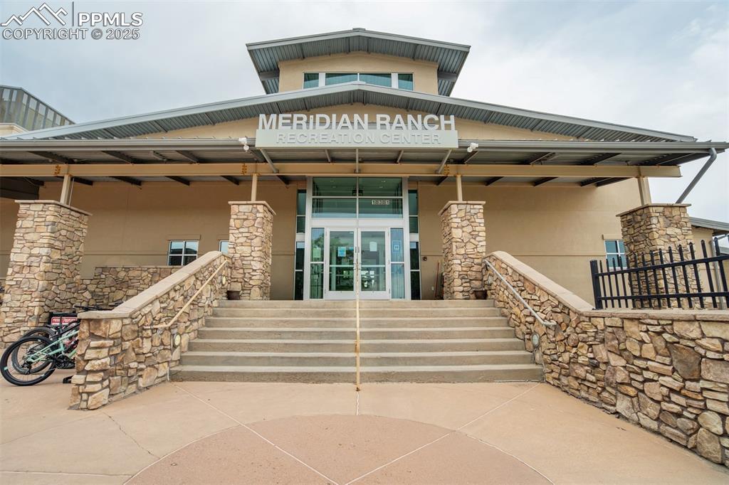 Image 45 of 48: Entry