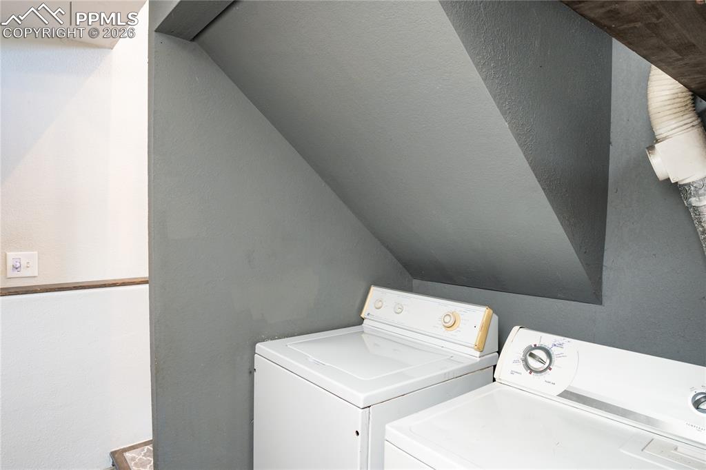 Image 15 of 29: Laundry