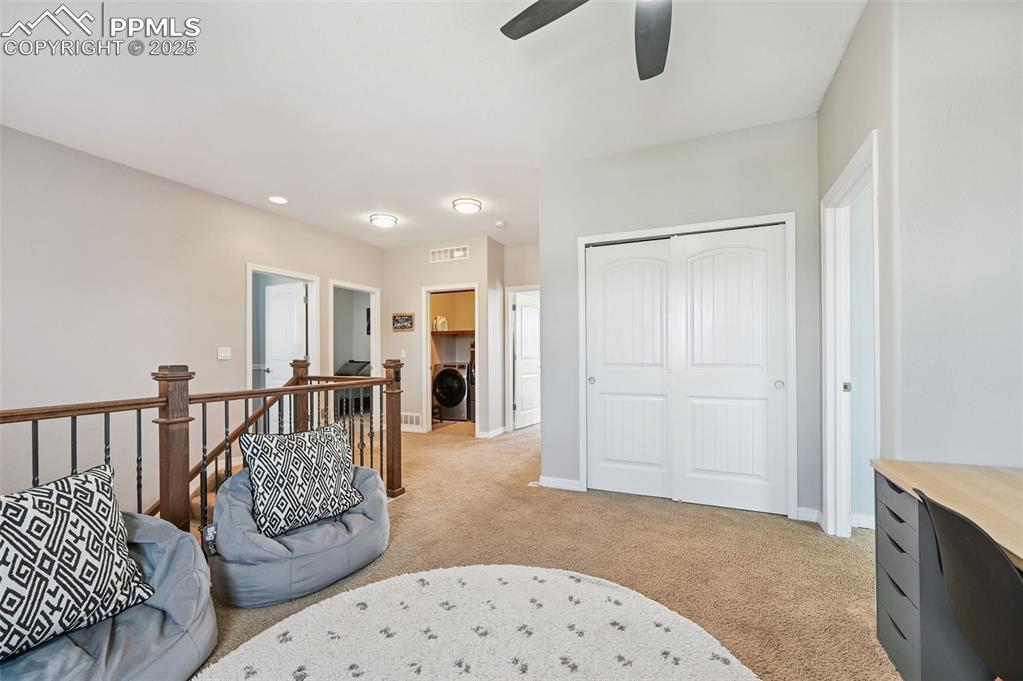Image 16 of 50: Sitting Room