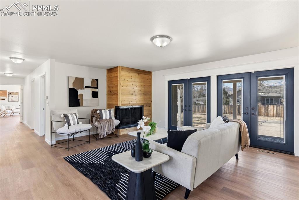 Image 10 of 45: Living Room