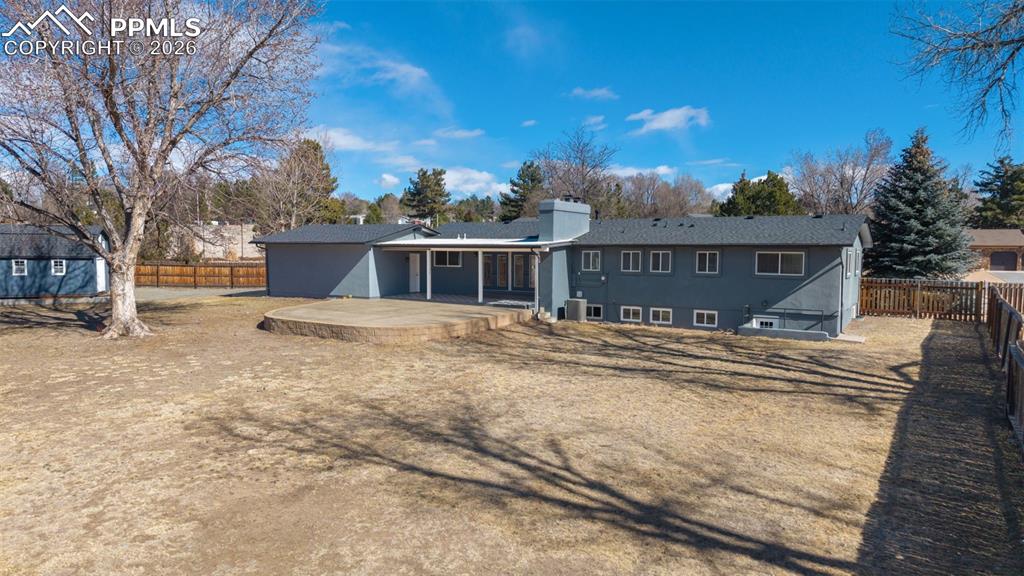 Image 40 of 45: Back of Structure