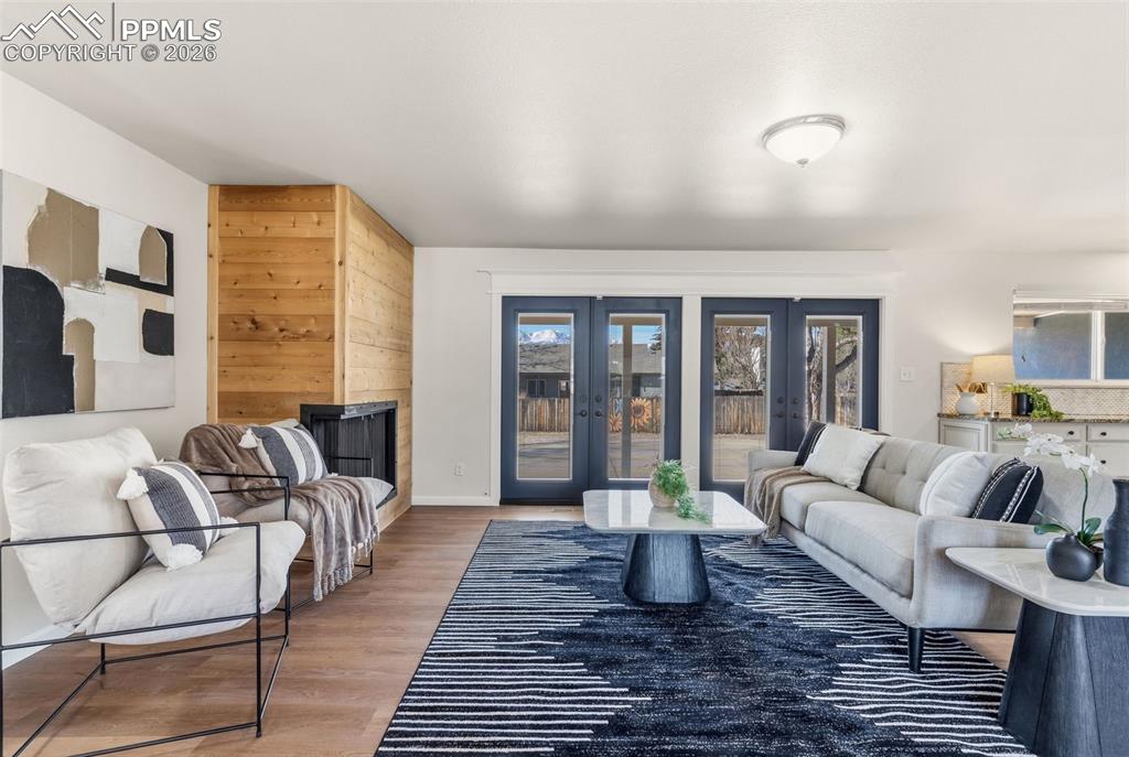 Image 8 of 45: Living Room