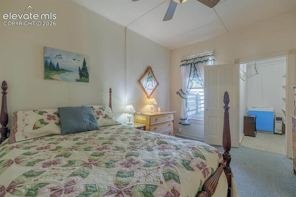 Image 9 of 22: Bedroom