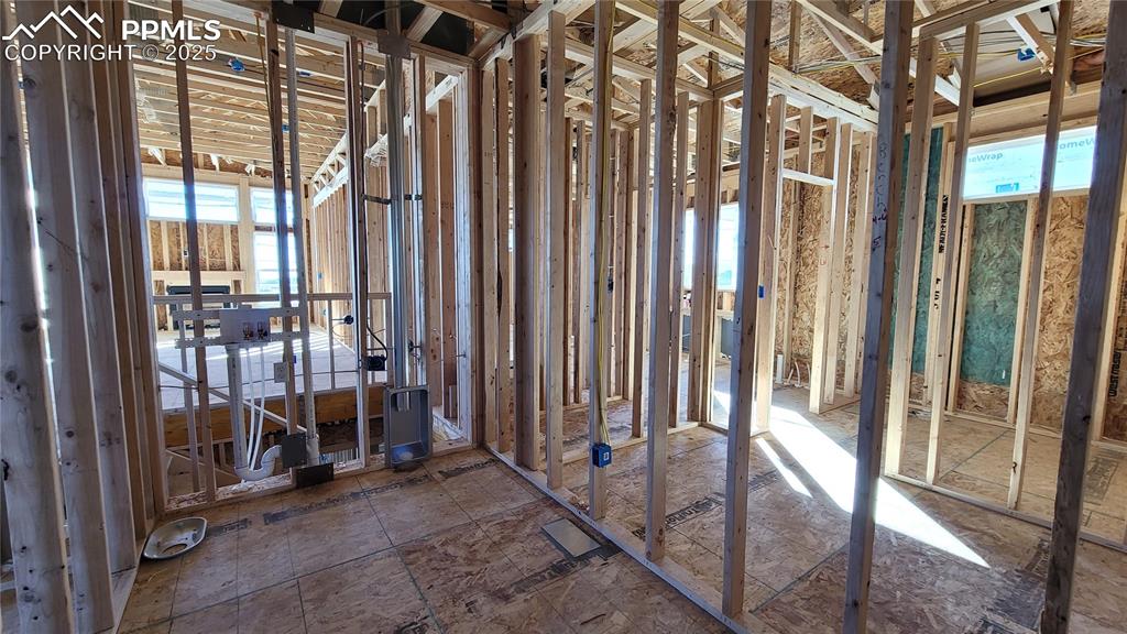 Image 12 of 19: Laundry