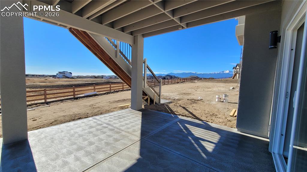 Image 22 of 30: Patio