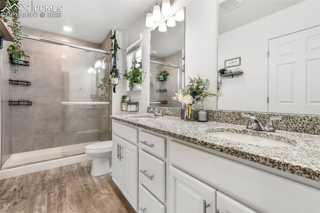 Image 23 of 49: Master Bathroom