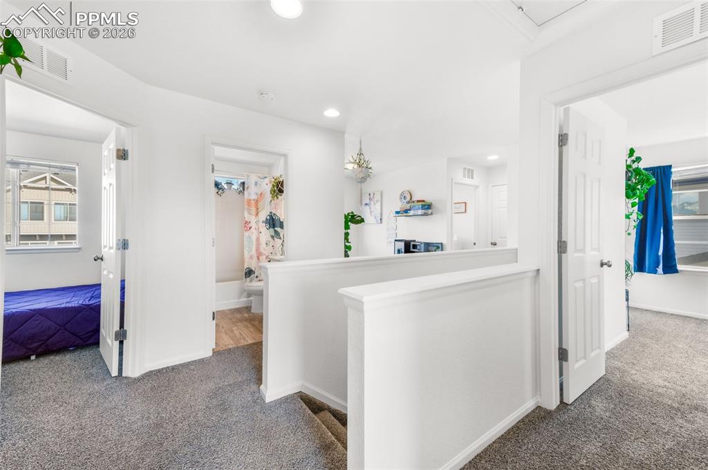 Image 25 of 49: Loft