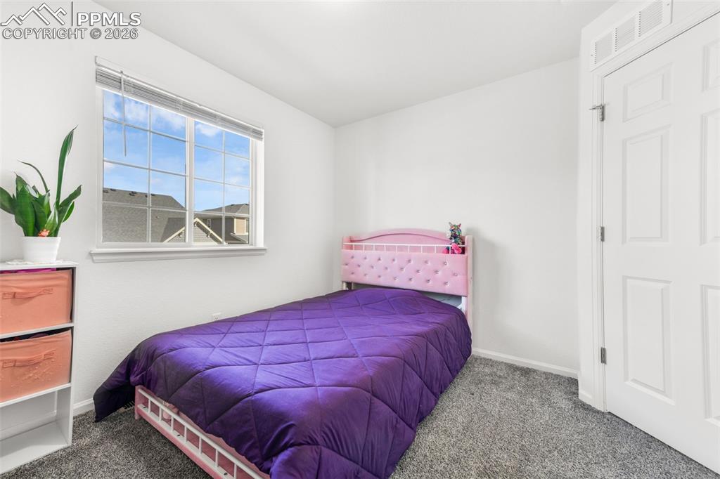 Image 33 of 49: Bedroom